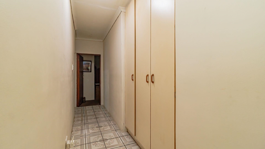6 Bedroom Property for Sale in Tergniet Western Cape